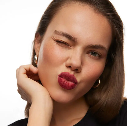 Sculpted Luxe Lip Liner™