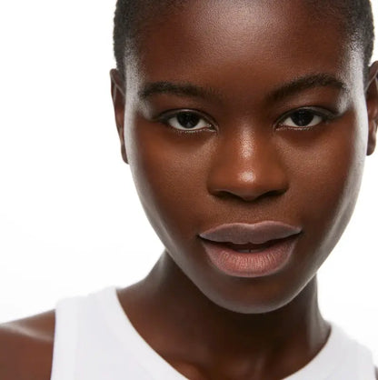 Sculpted Luxe Lip Liner™